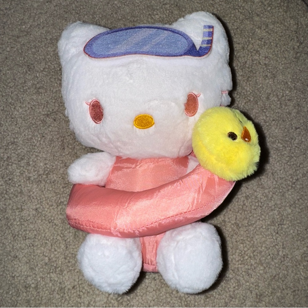 Hello kitty plushie